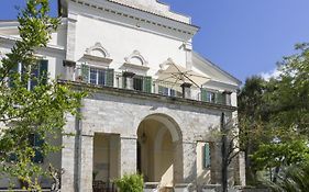 Entire Private Floor In An 1800S Frescoed Villa With Historic Park - Villa Mastrangelo