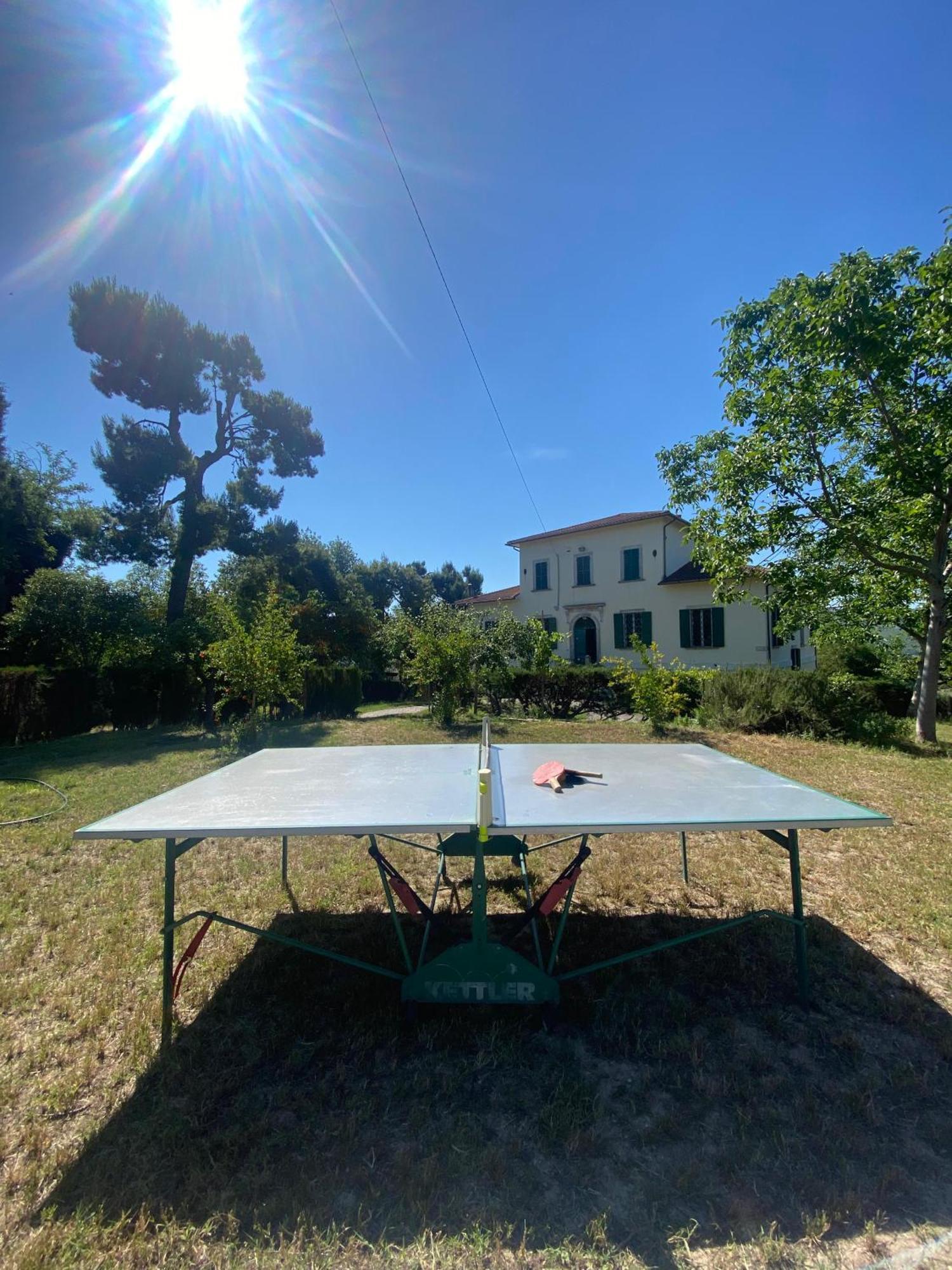 Entire Private Floor In An 1800S Frescoed Villa With Historic Park - Villa Mastrangelo Colli del Tronto Esterno foto