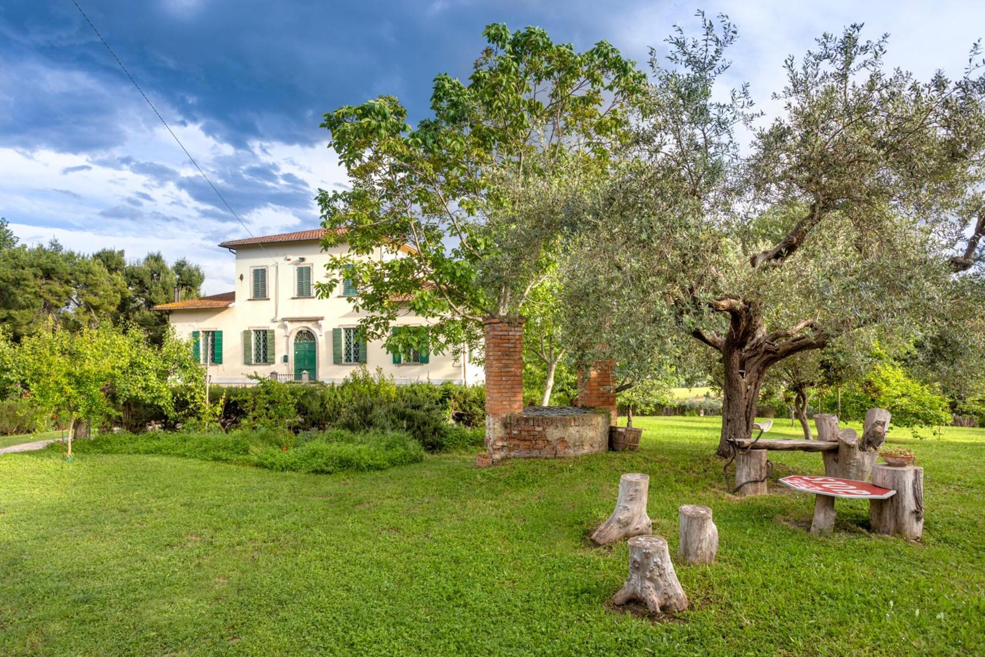 Entire Private Floor In An 1800S Frescoed Villa With Historic Park - Villa Mastrangelo Colli del Tronto Esterno foto