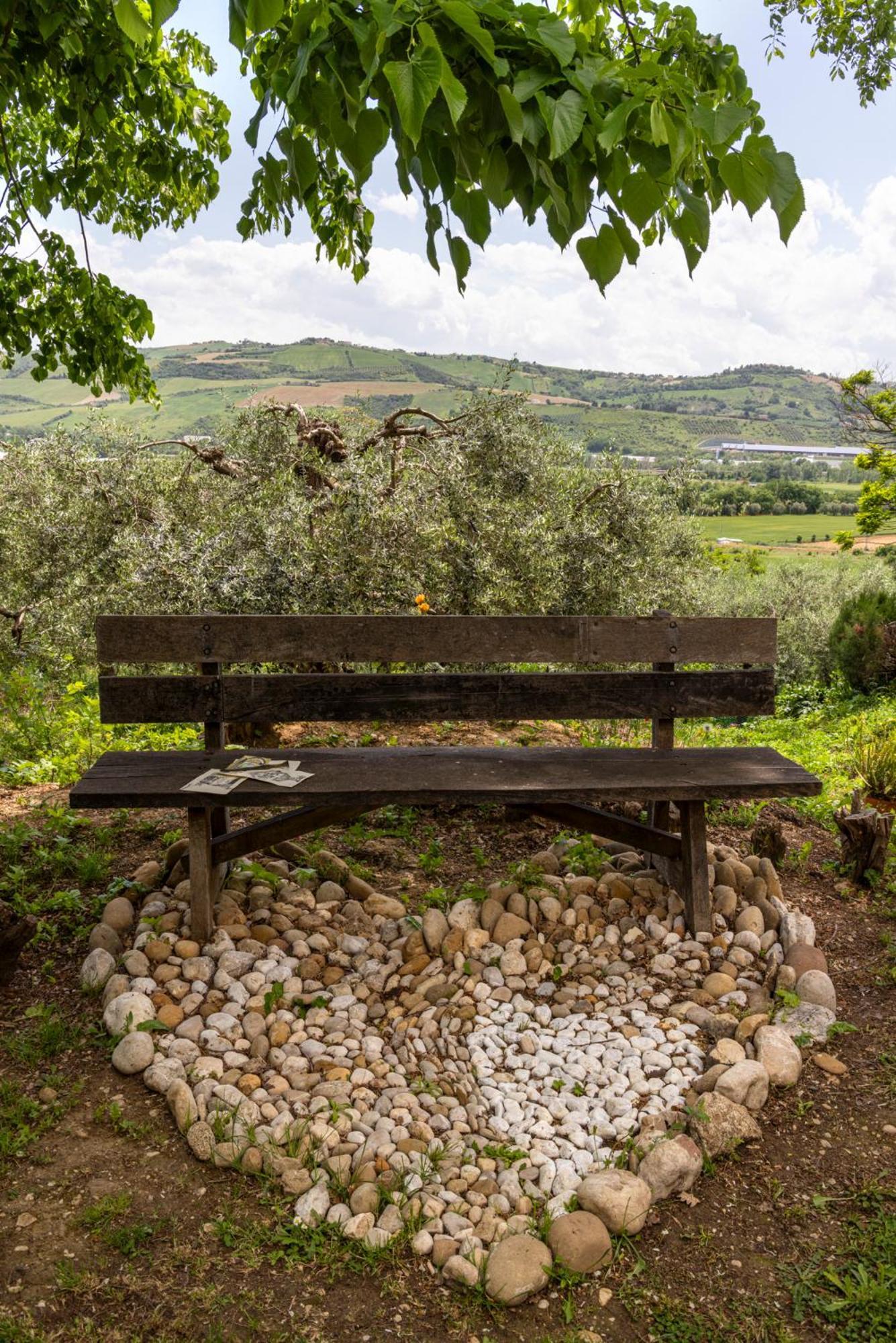 Entire Private Floor In An 1800S Frescoed Villa With Historic Park - Villa Mastrangelo Colli del Tronto Esterno foto